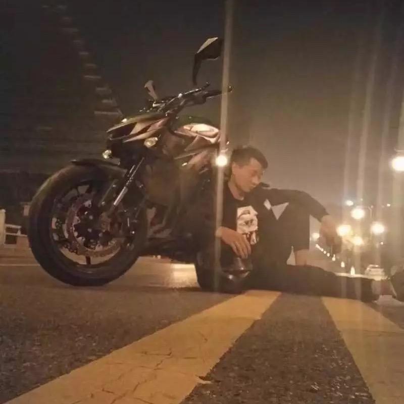 潇洒-西安风暴机车