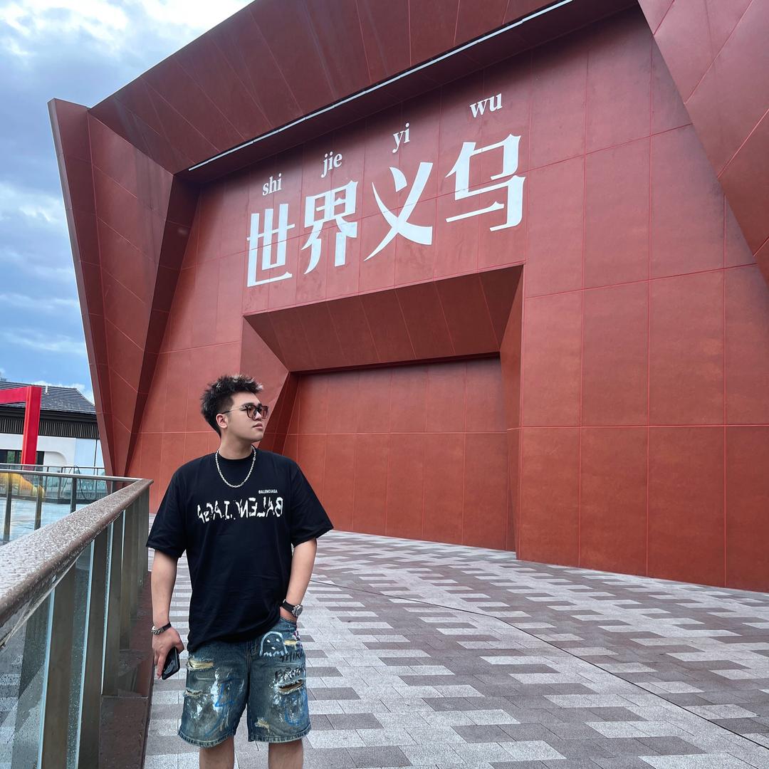 小顾睡不醒