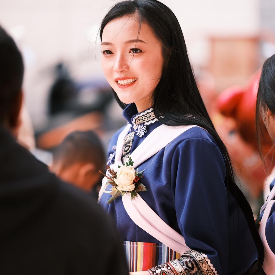 玉骨云衫