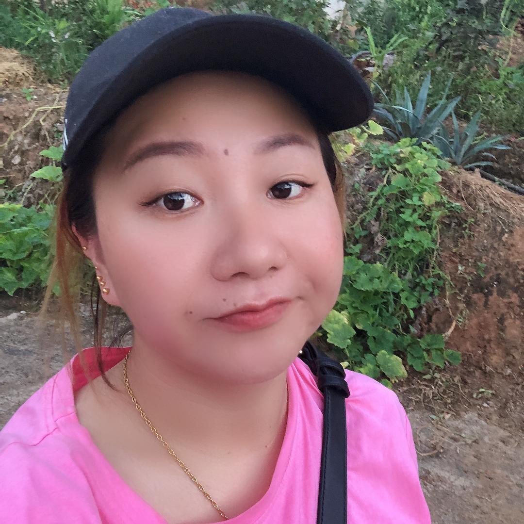 英艳妮