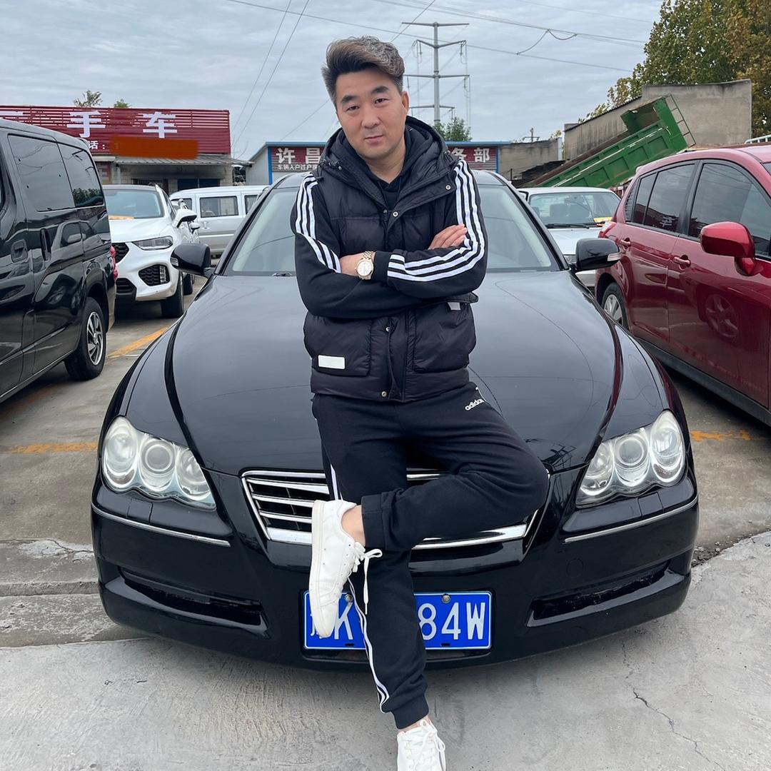 许昌辉翔精品二手车