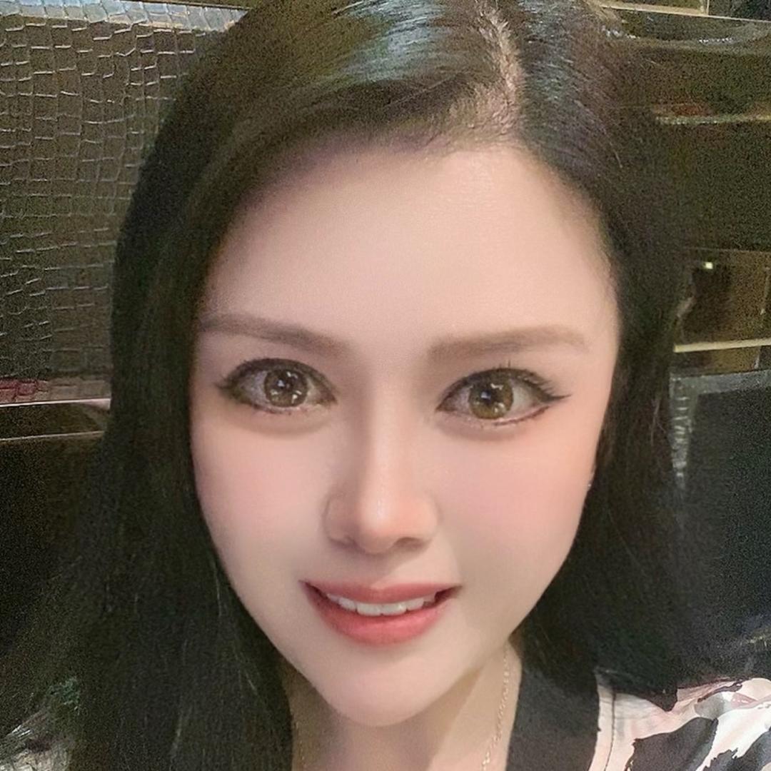 香港小妖衣坊批发店