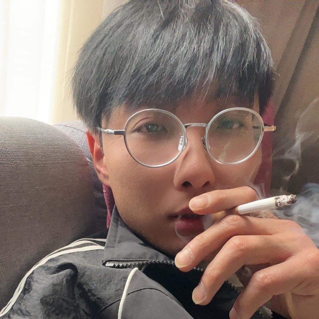 @喜欢卷发的大魏
