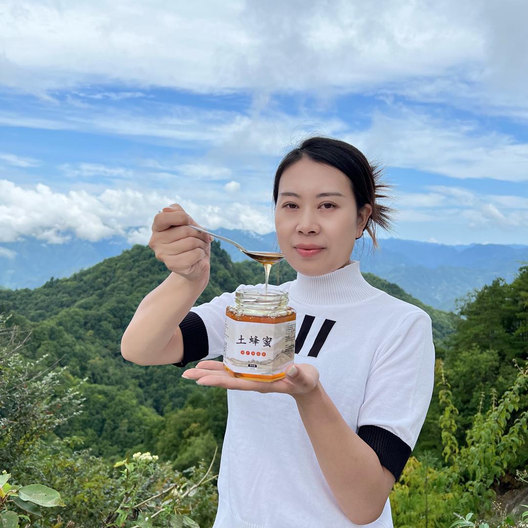 小予卖山货