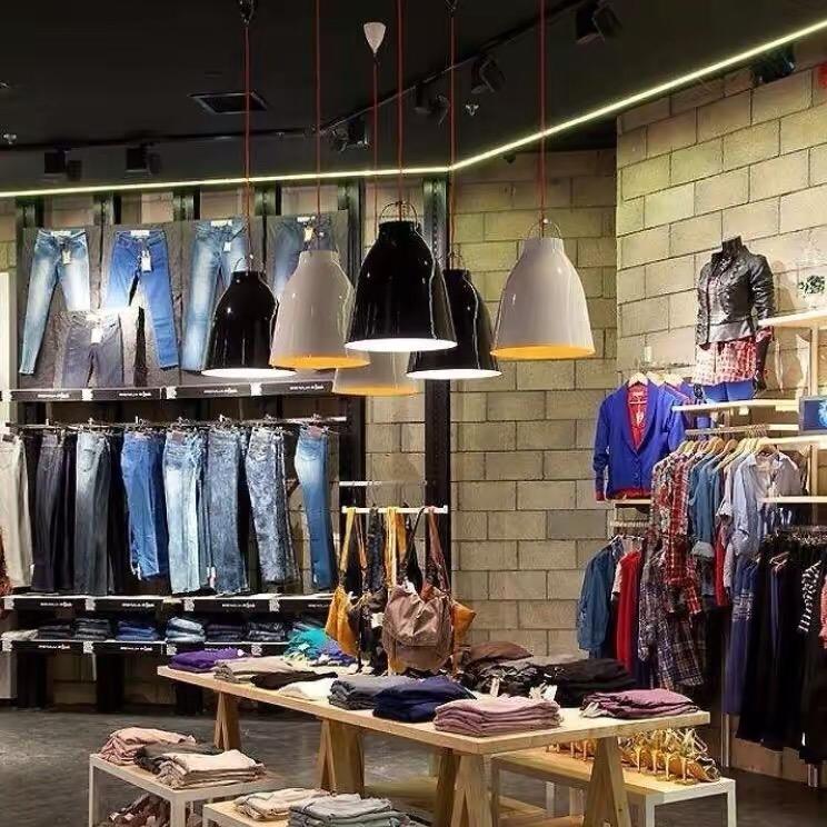 炫炫时尚男装店