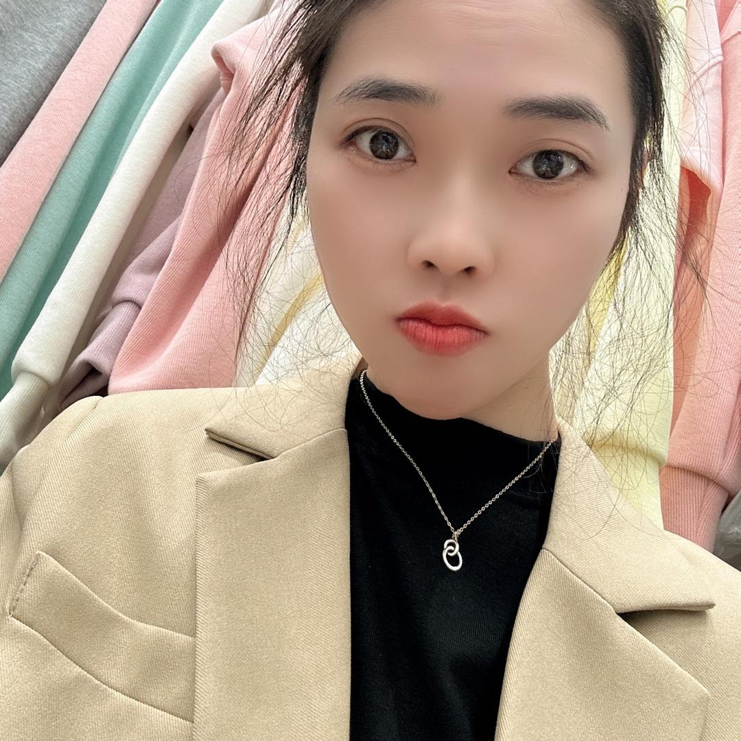 开州区新世纪外围闺蜜女装👚