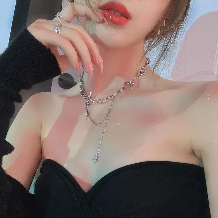 柒柒