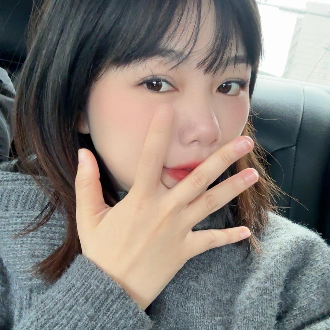邱妹妹探了个店