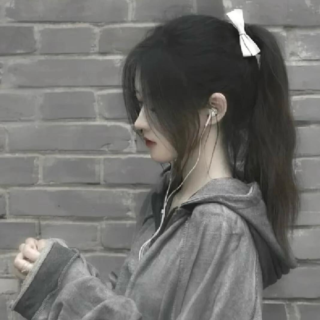 @🐰⁰⁶.₁₉郭℘࿐陌然の淺笑