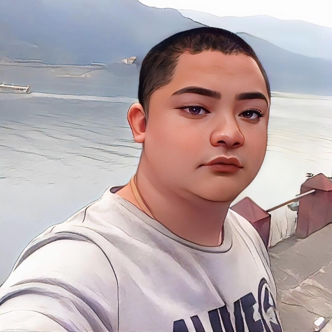 小麦皇   阿龙
