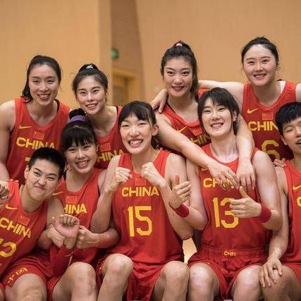 女篮中国红