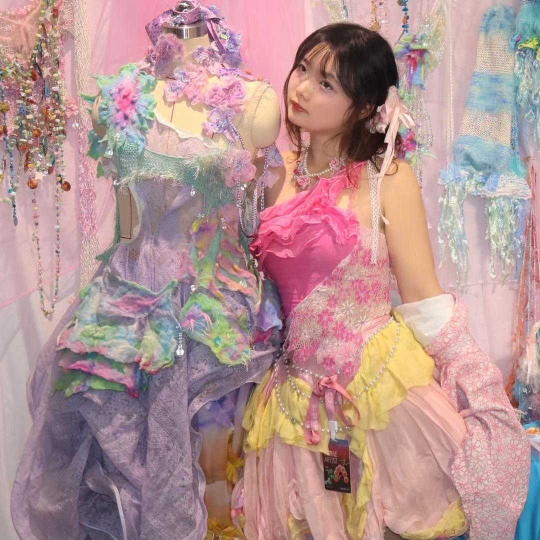 本奈欣然