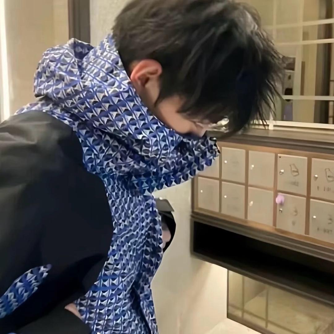 玲。