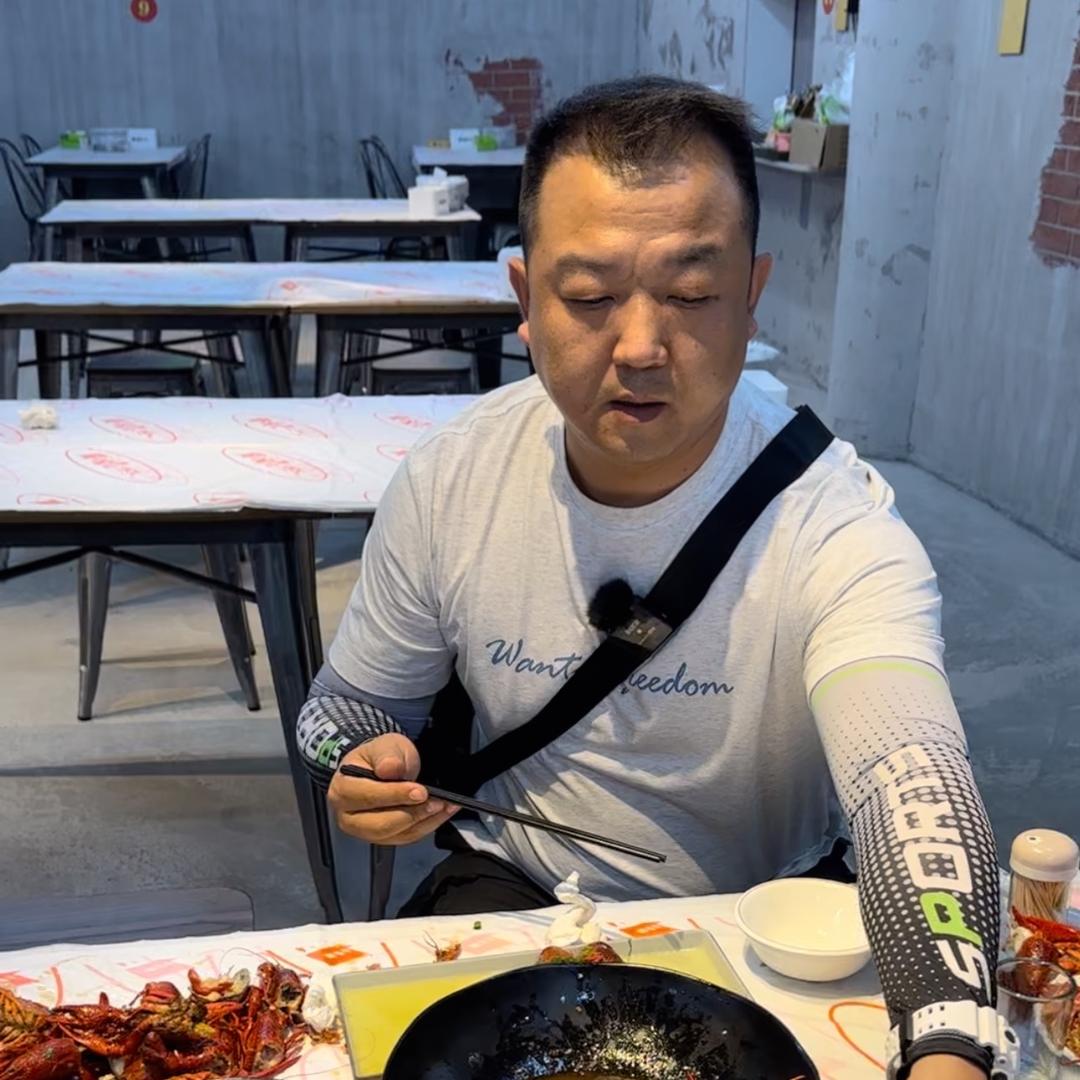 @果哥（探店恩施）
