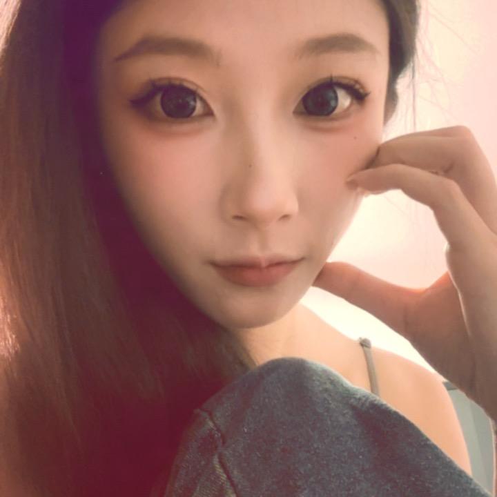 两个佳 ◕‿◕