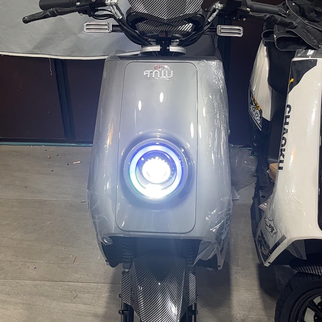 昆明奋翼新车（二手）电动车加200米平台