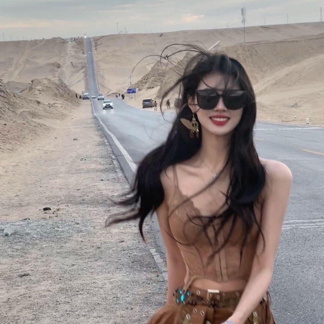 秋秋Qiu~