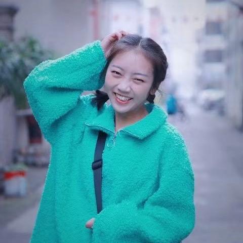 小不点吖（笑笑就开心）