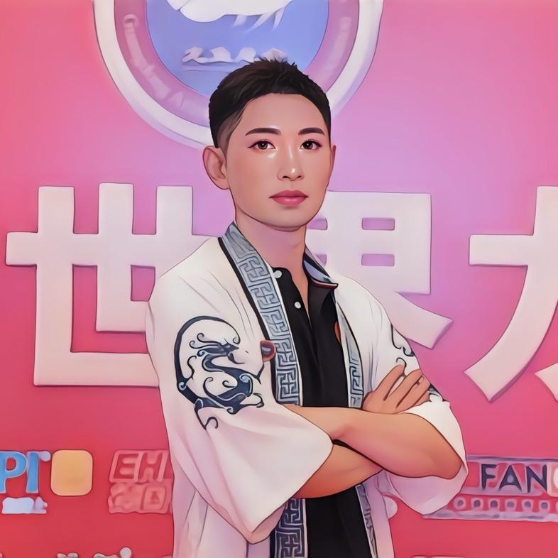 养龙鱼的老顽童