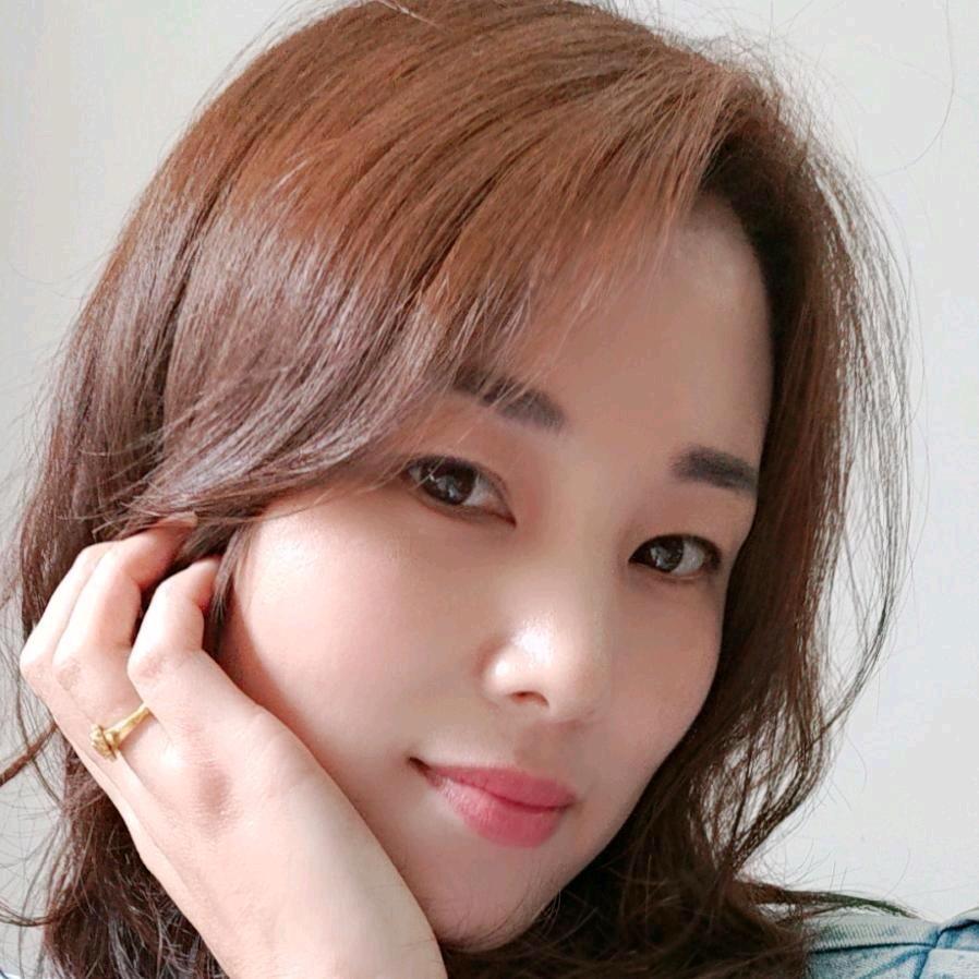 铿锵玫瑰。拒绝连赞