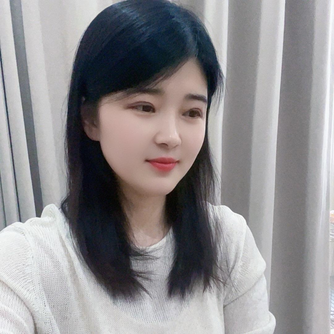 小嫚