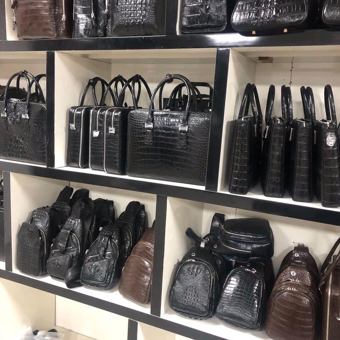 悠悠皮具店
