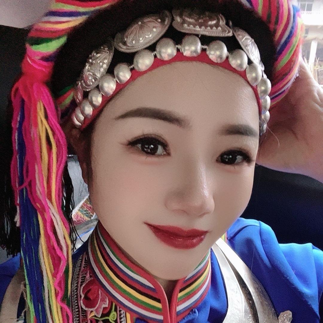 苗家姑娘