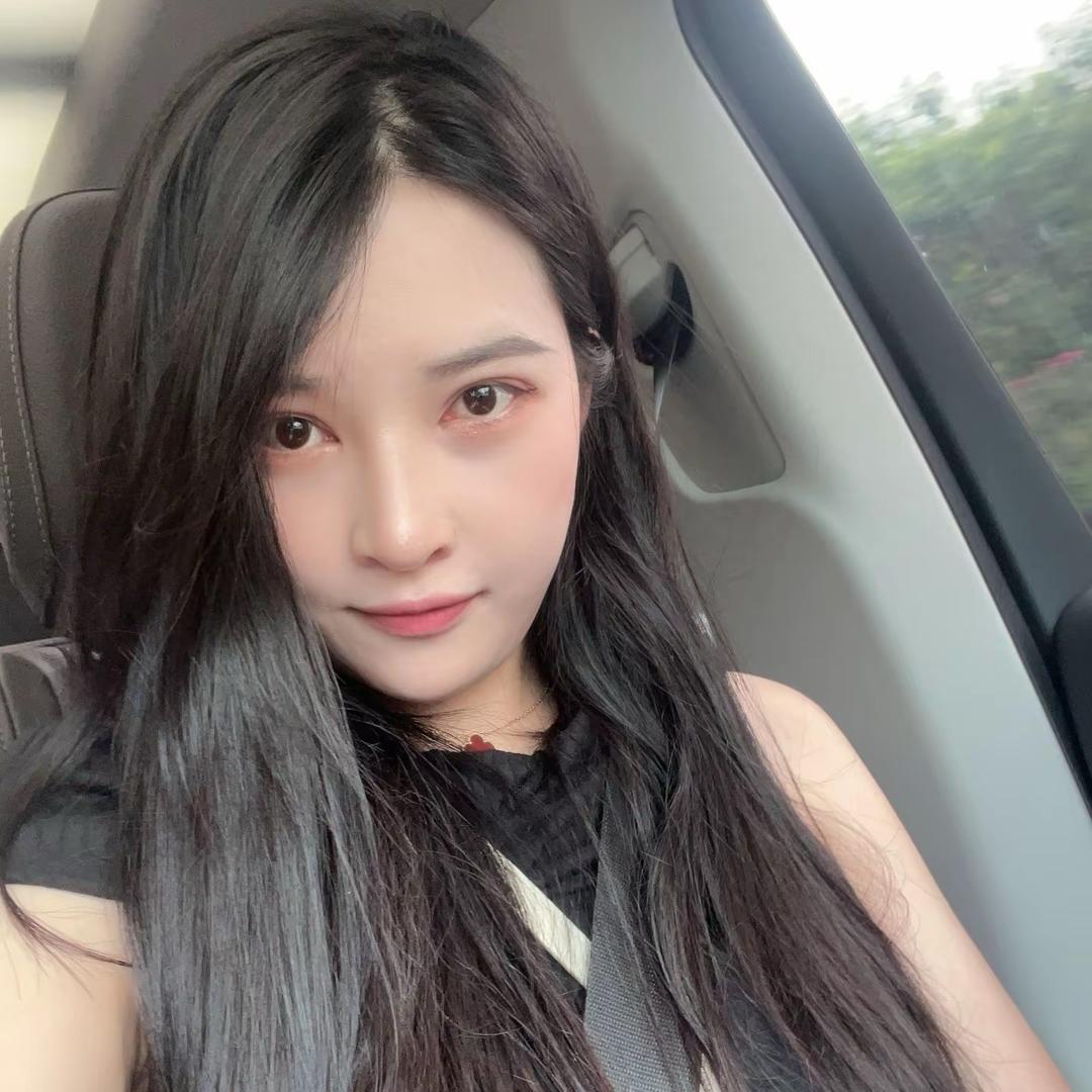 美女也会ᵉᵐᵒ