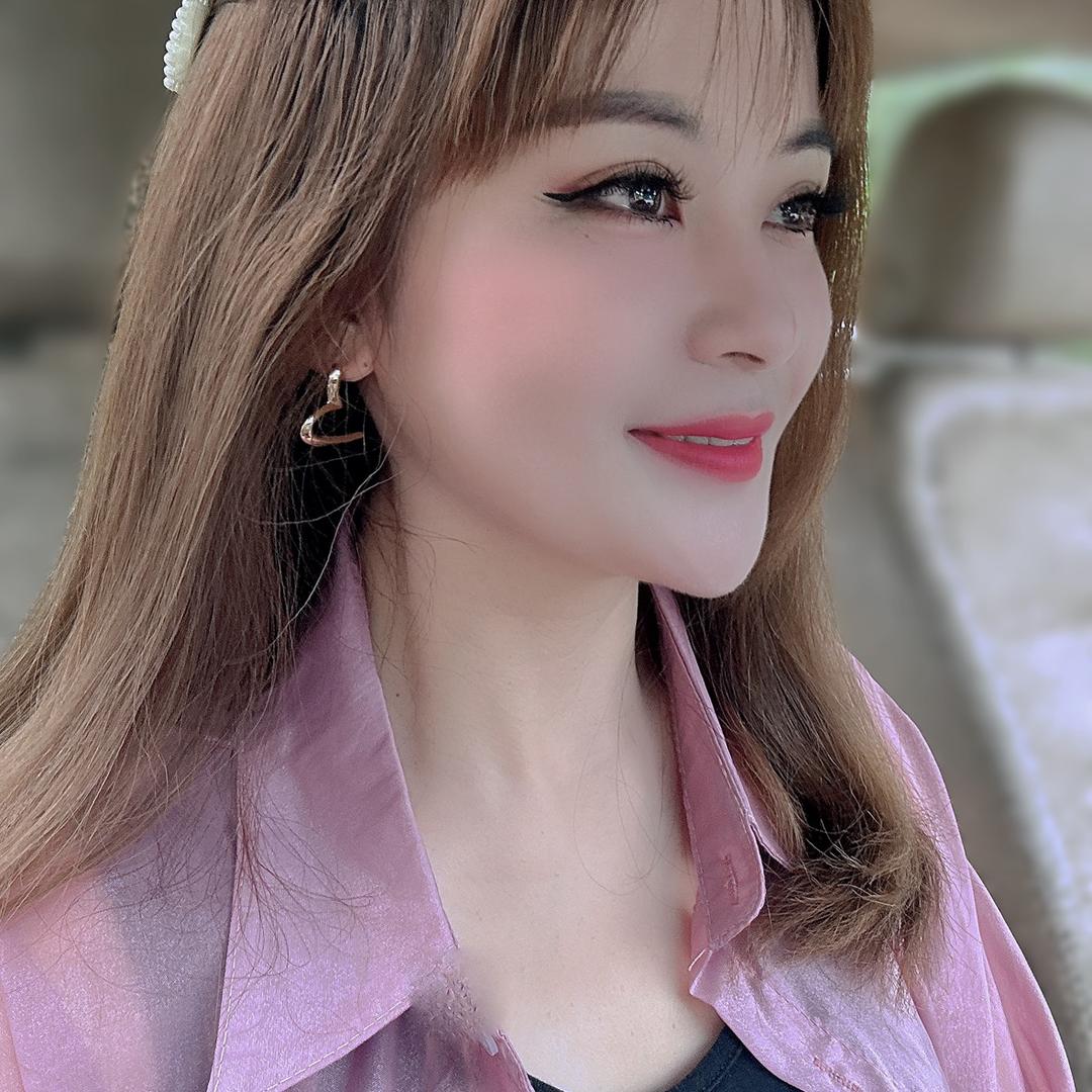 v小薇～