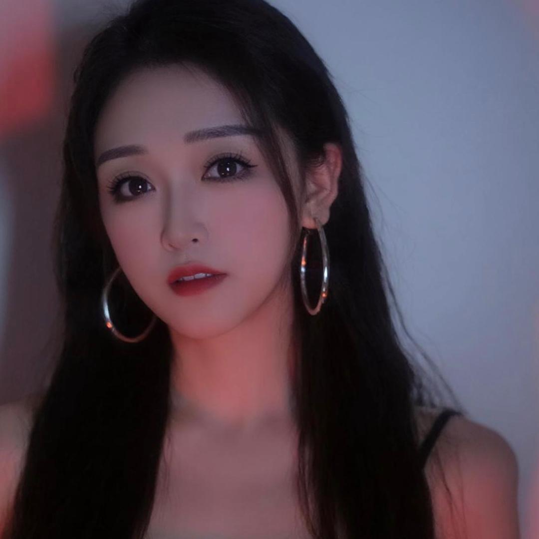 麦梓梓