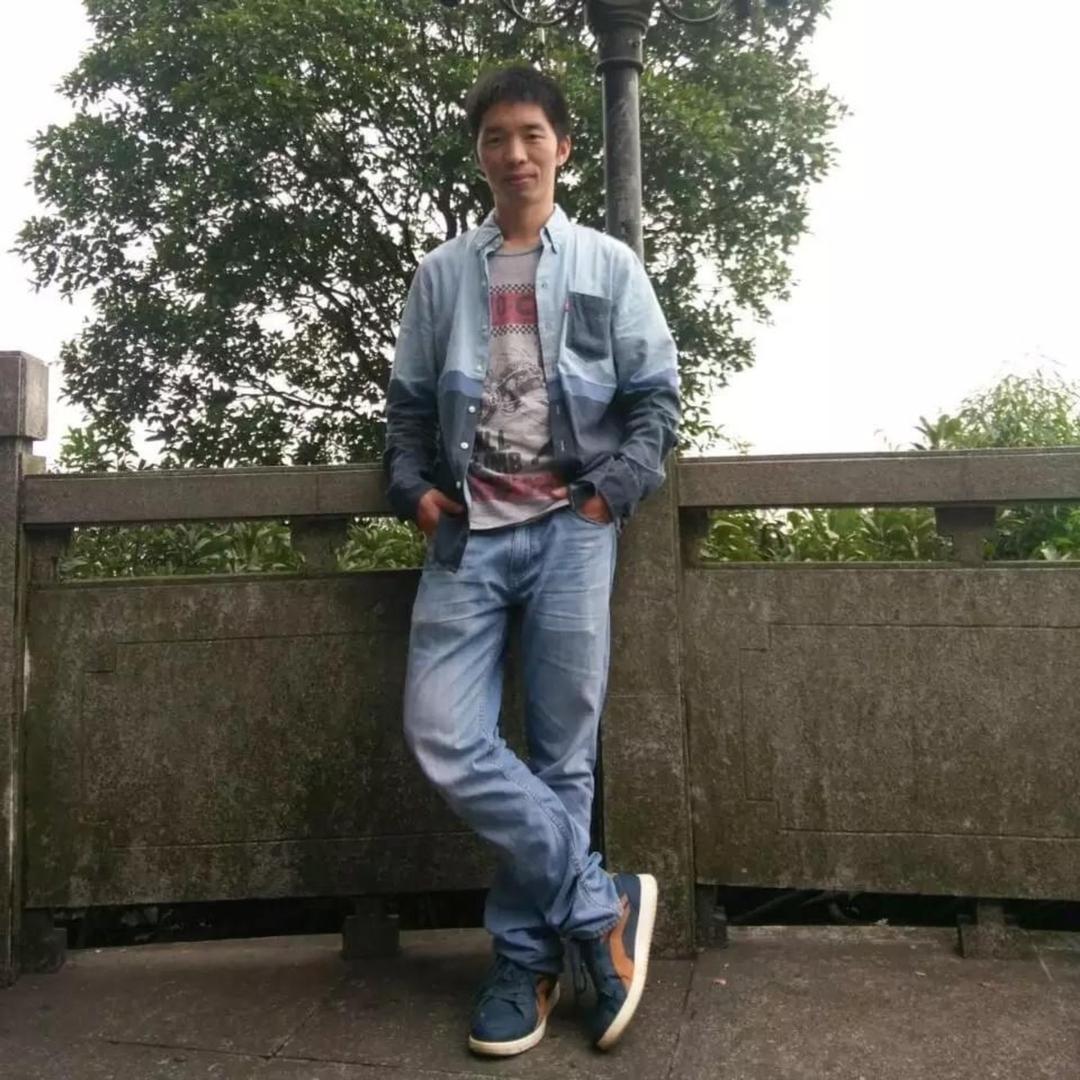 松小松
