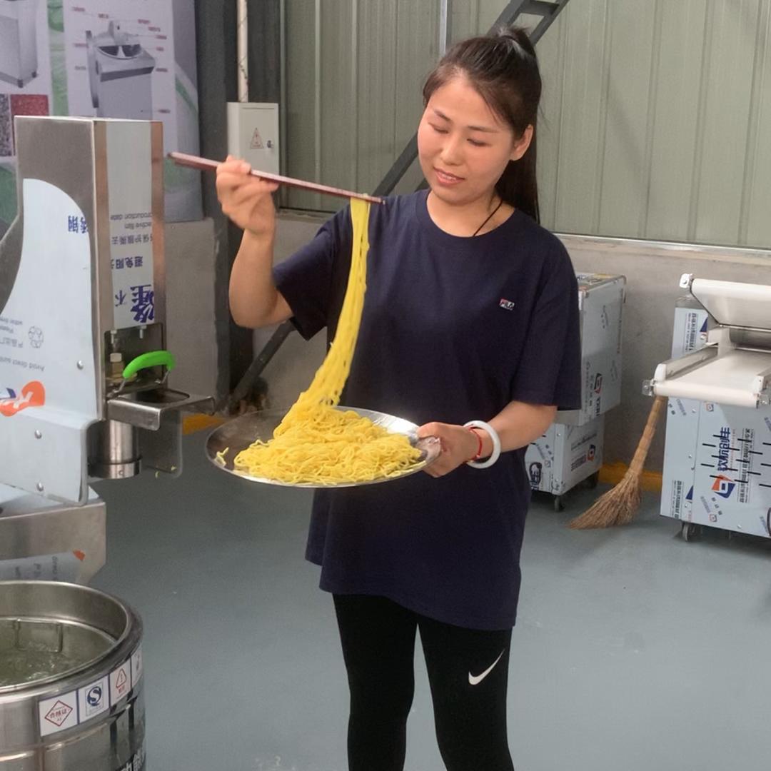 包子机饺子机和面机