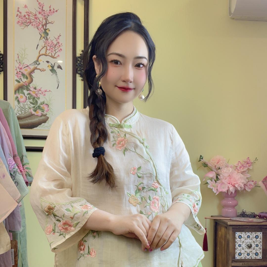 奈奈生服饰商行桃兮文艺棉麻女装