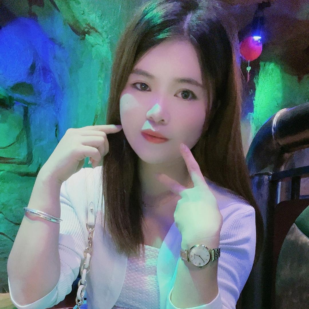 婷婷一笑倾城