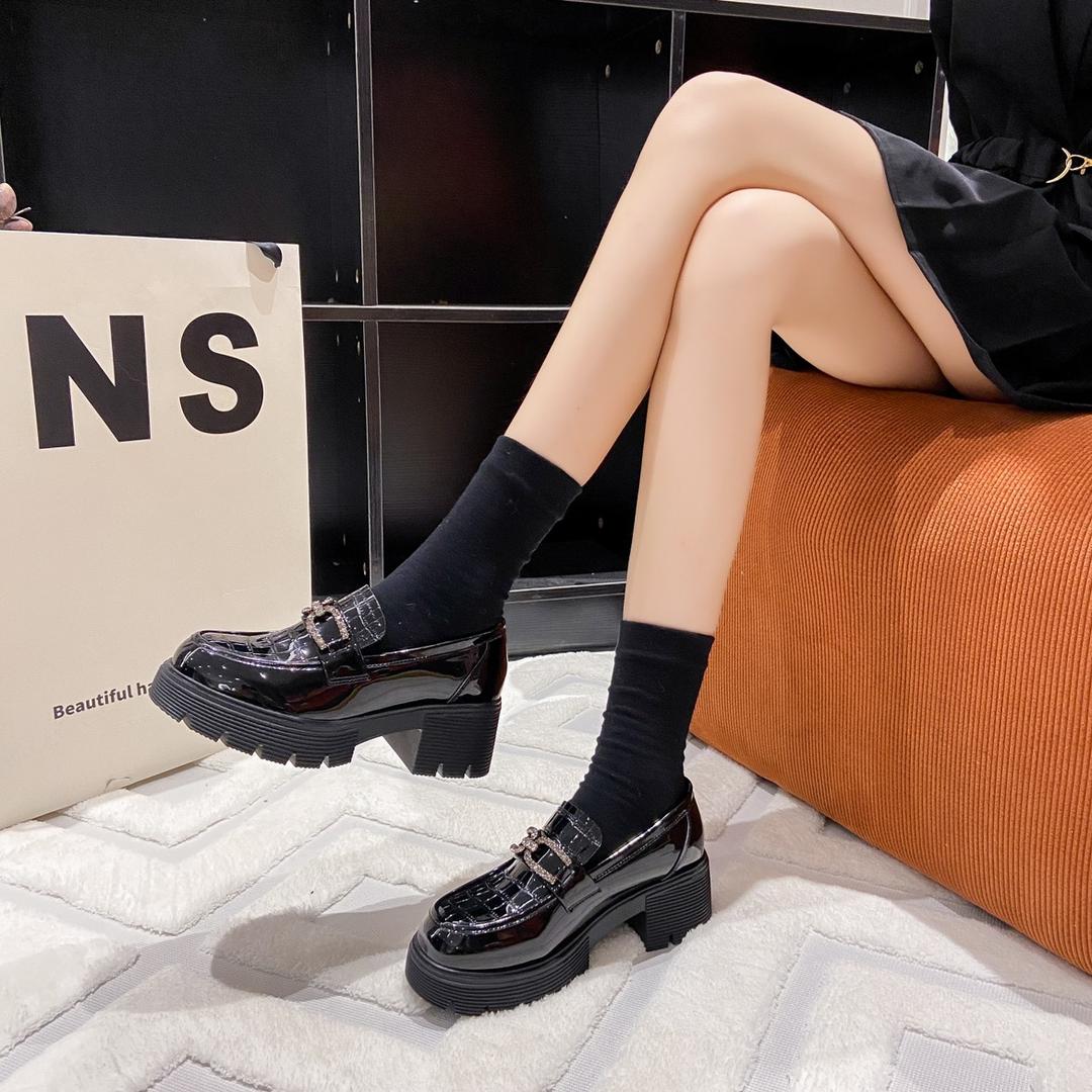 XSF女鞋工厂店