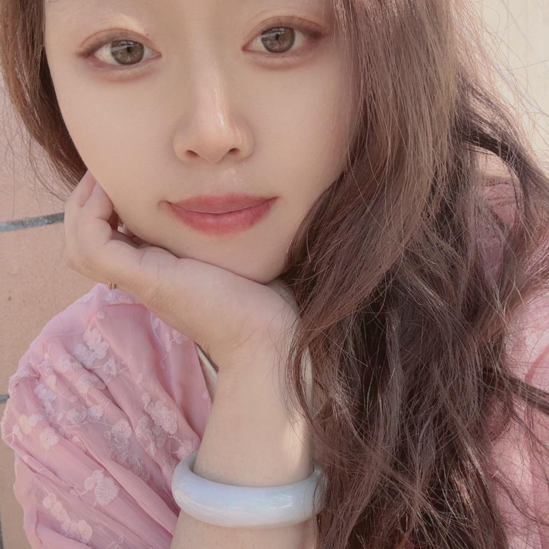 村里小芳
