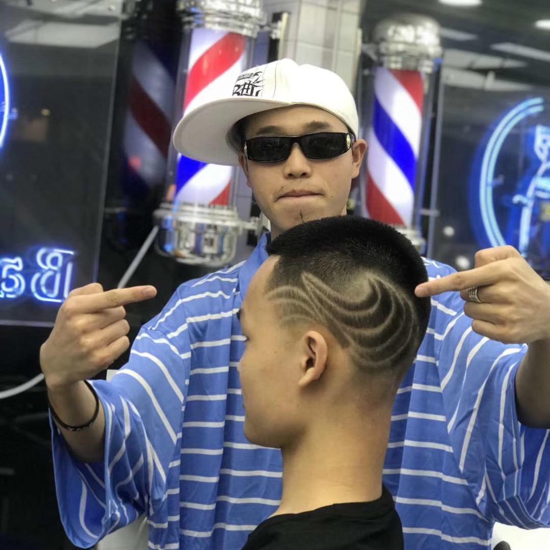 西昌男士理发-贝克barbershop