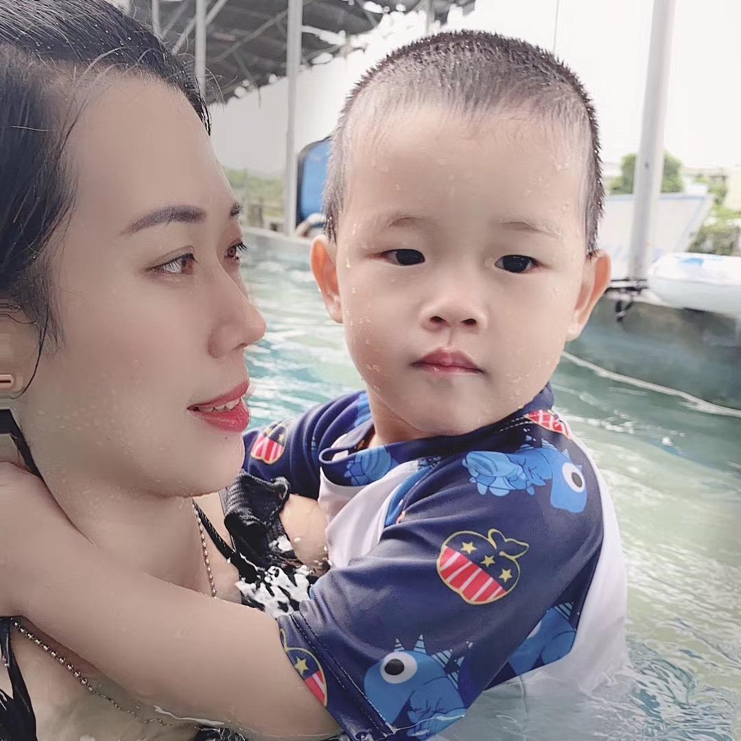 恩惠和她的儿子