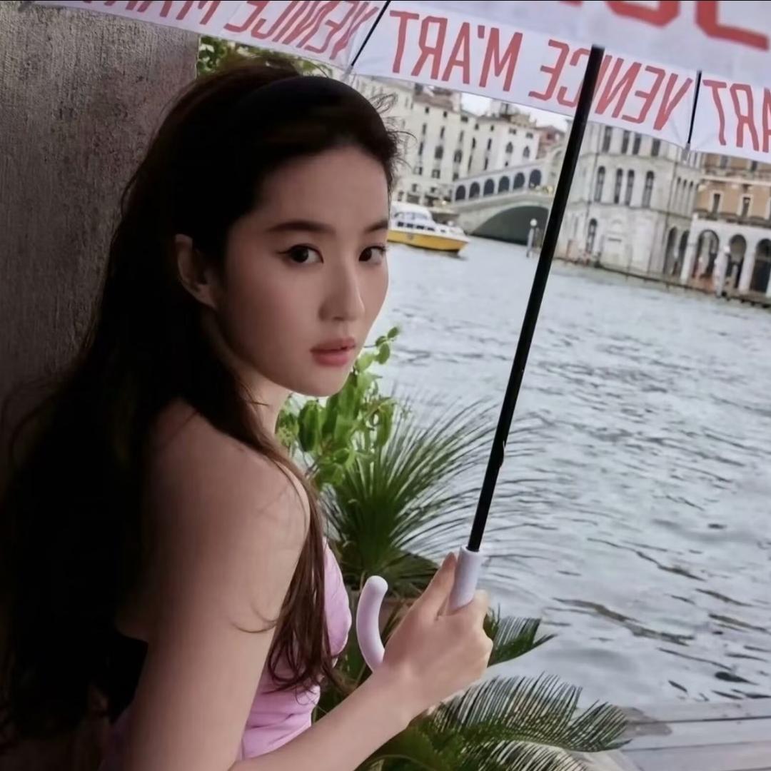 莓素稚