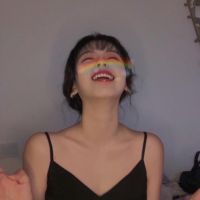 爱捣蛋的妞