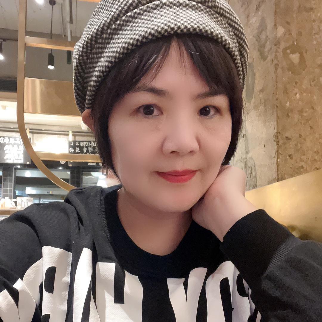魔都江小姐