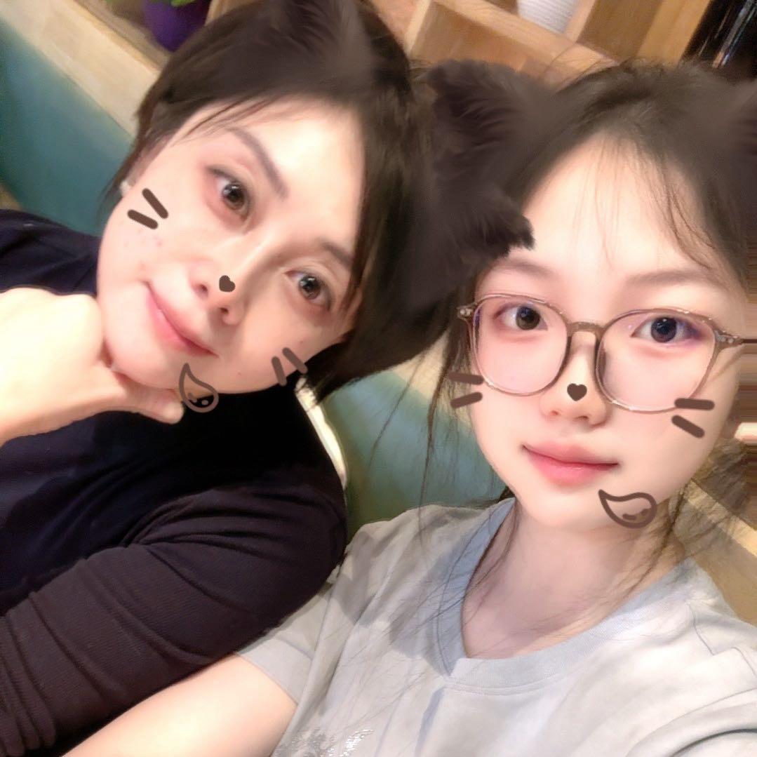 茜茜妞儿