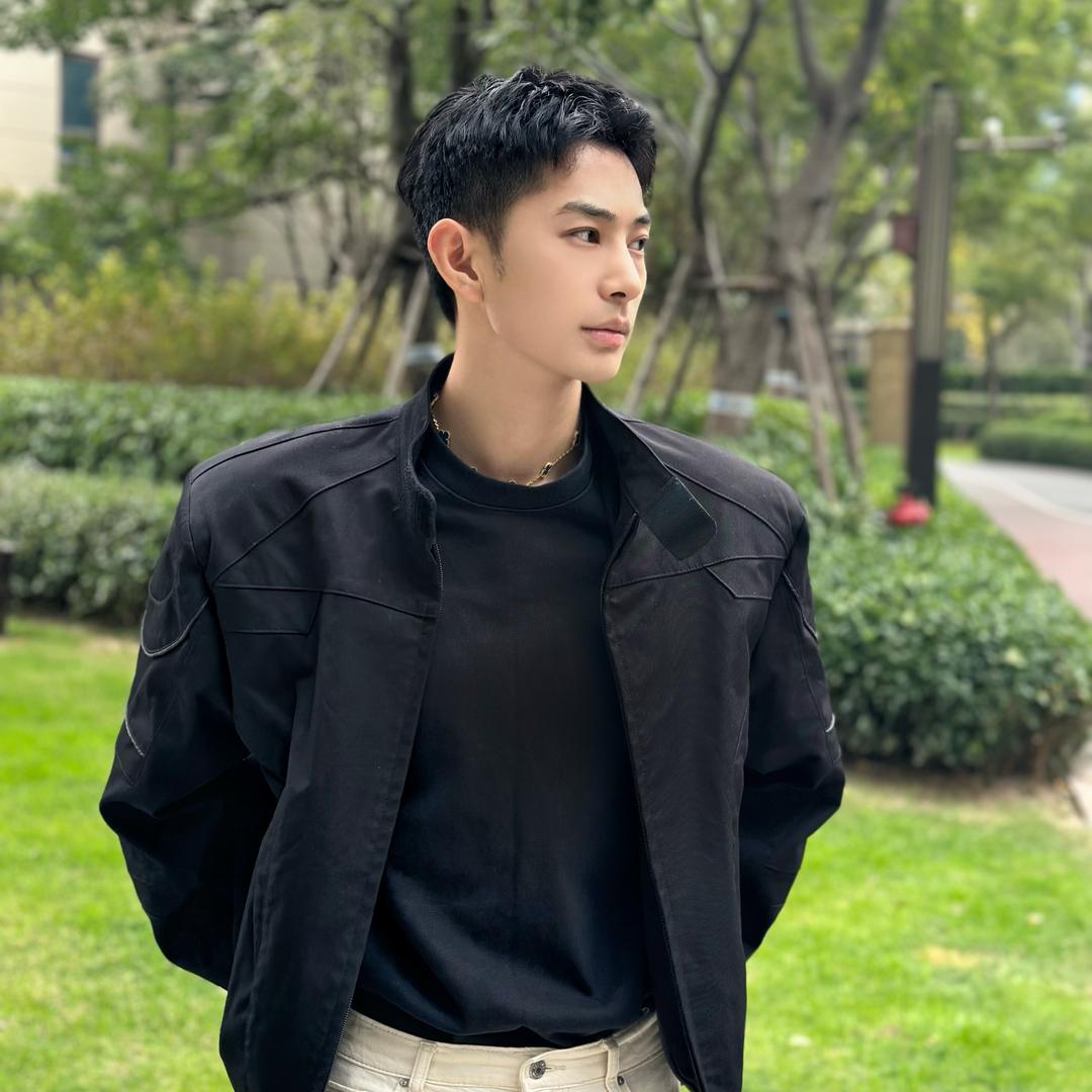 万泓堂📿   Ku22