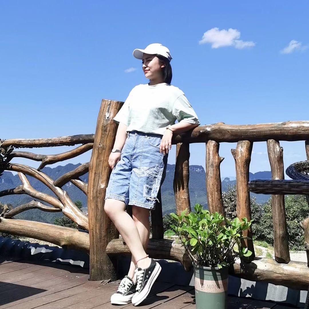 吴名氏。