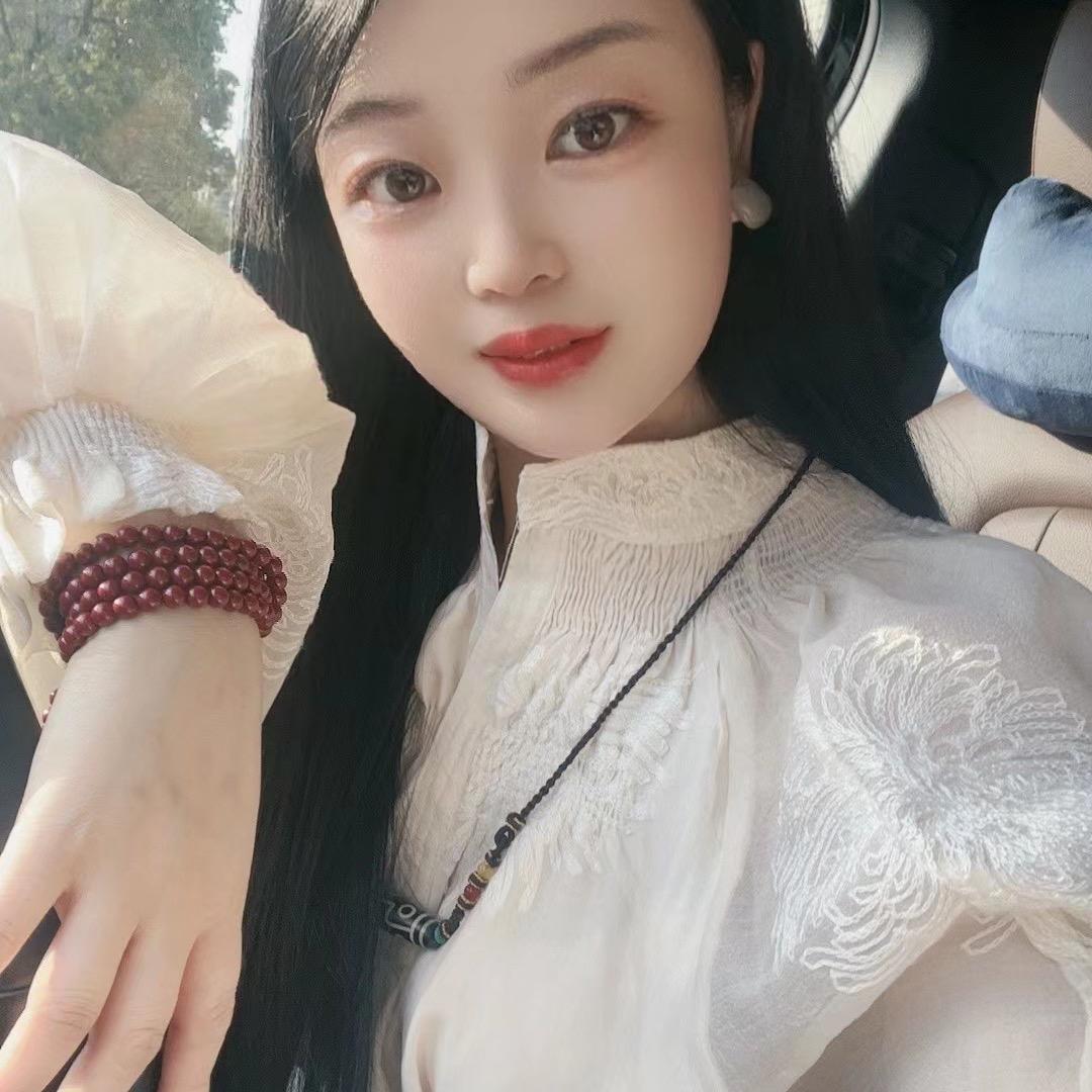 小虎牙 茂茂