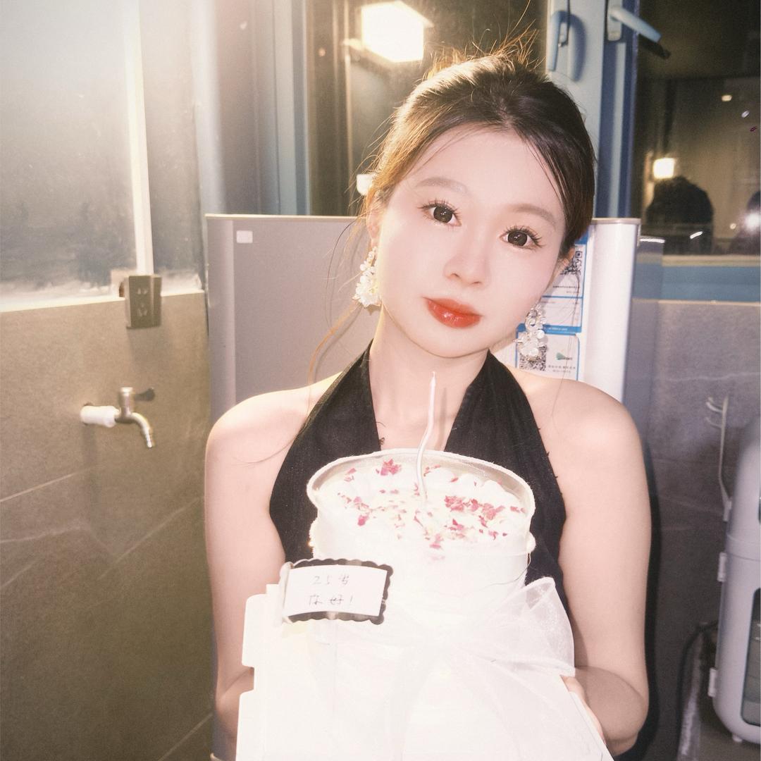 黄小燕