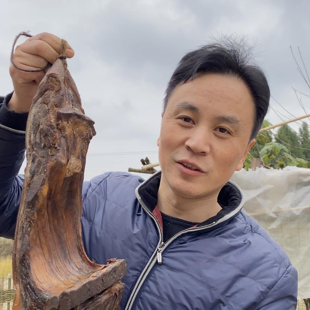 川东农家腊味土特产腊肉香肠美食