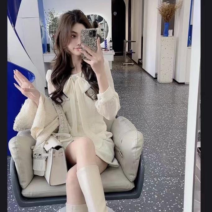 卡卡欧韩女装轻奢教穿搭时尚