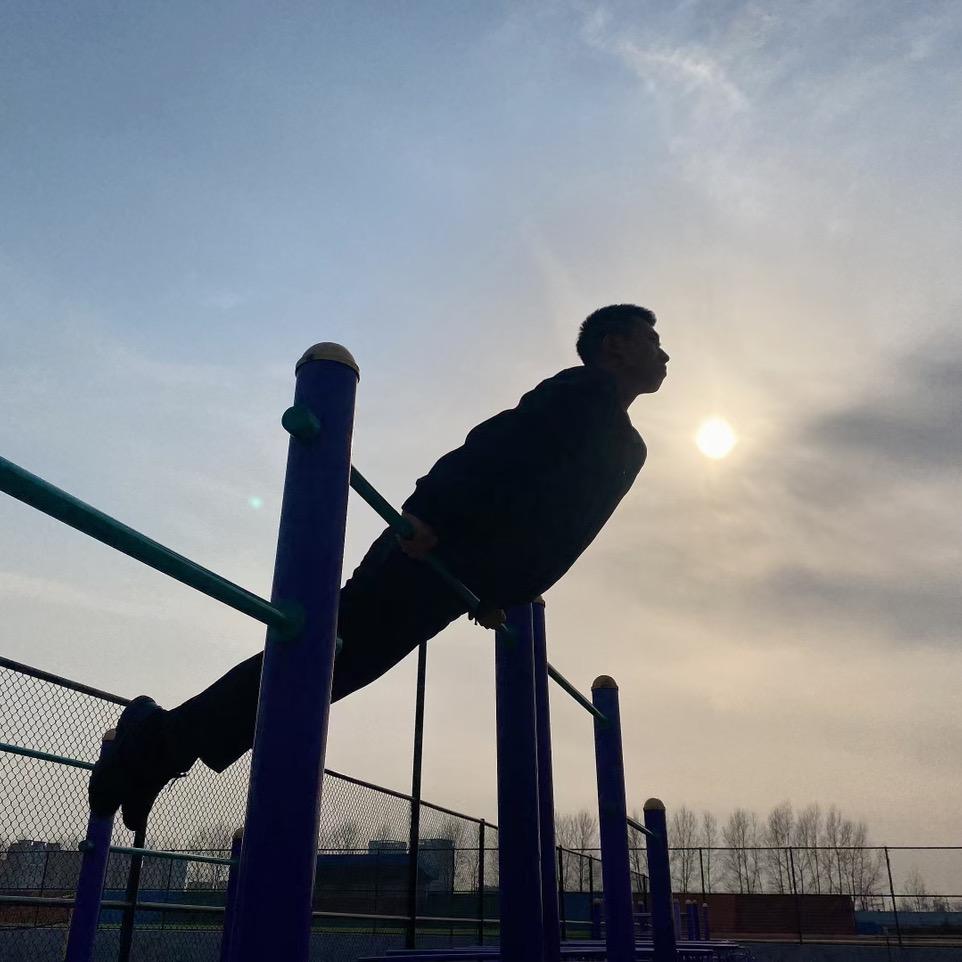 杨晓逗