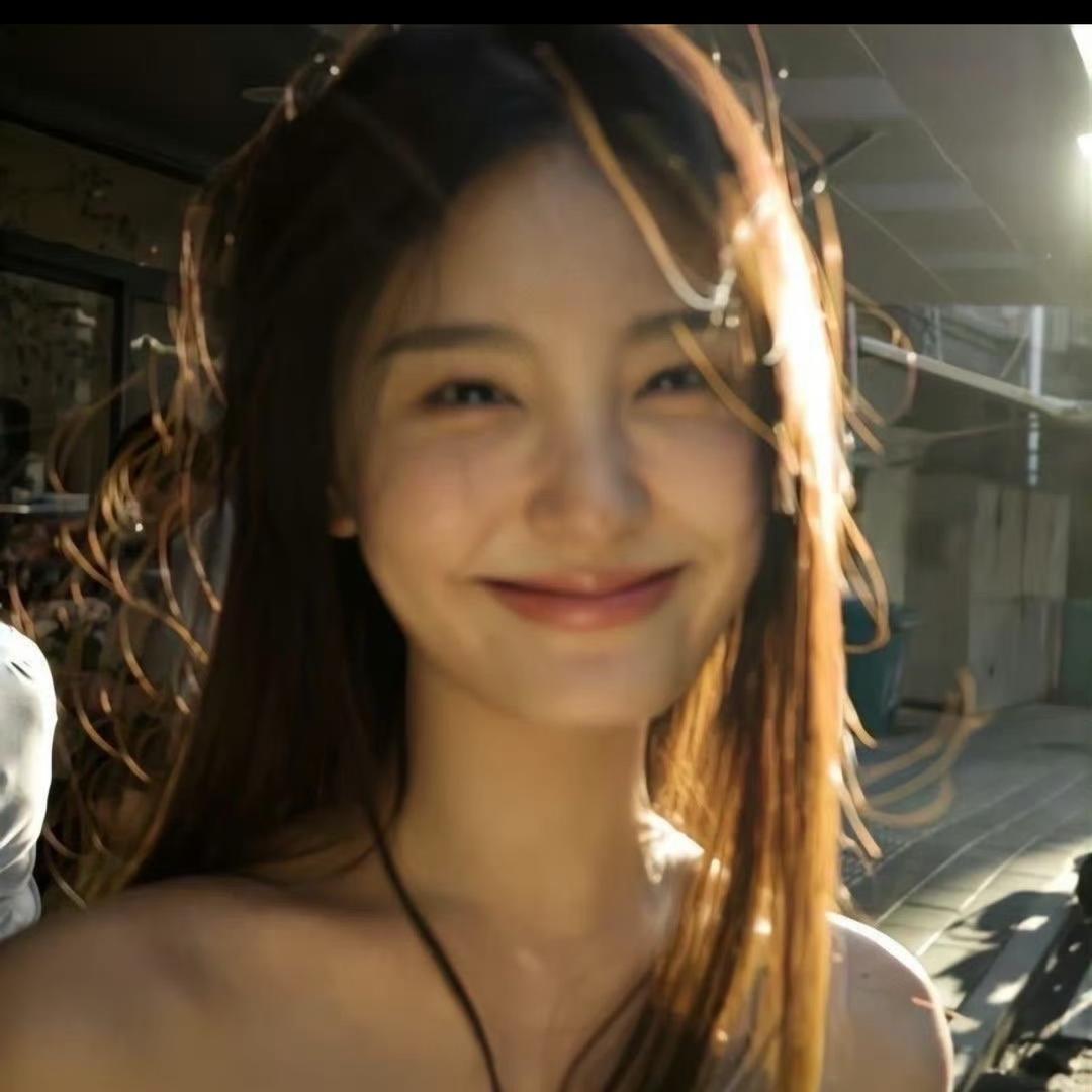 骆十二.
